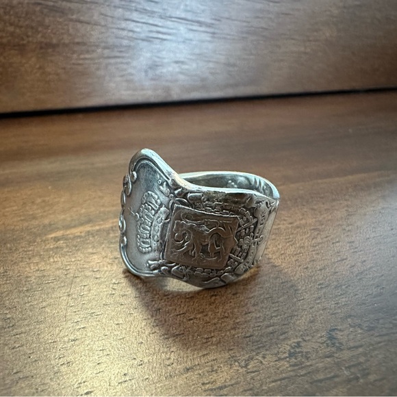 Belgium Spoon Ring - Picture 5 of 12
